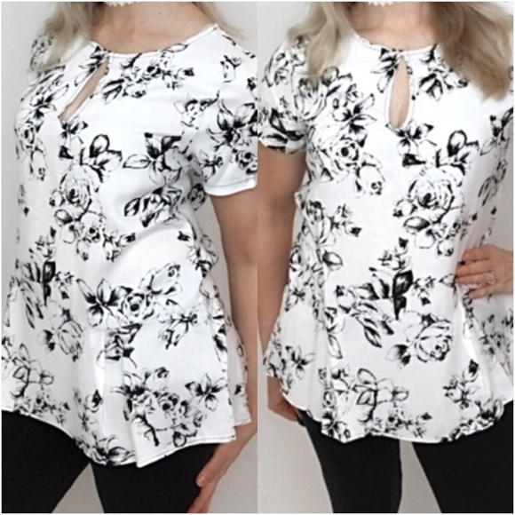Work & Play Floral Keyhole Blouse Top S/M - Picture 3 of 6